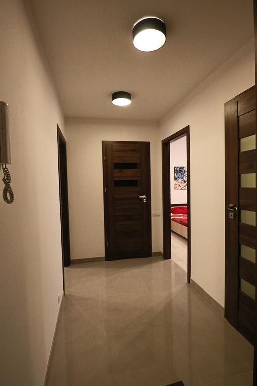 Apartment Mona Warsaw Przy Stacji Metra Exteriör bild